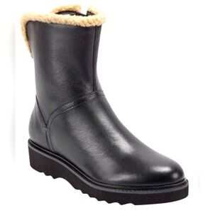 NWT Women's Leather EVOLVE by EASY SPIRIT Honor 
Cold Weather Boots. Size (10 M)